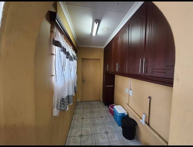 3 BEDROOM HOUSE SOLD IN MOTALABAD